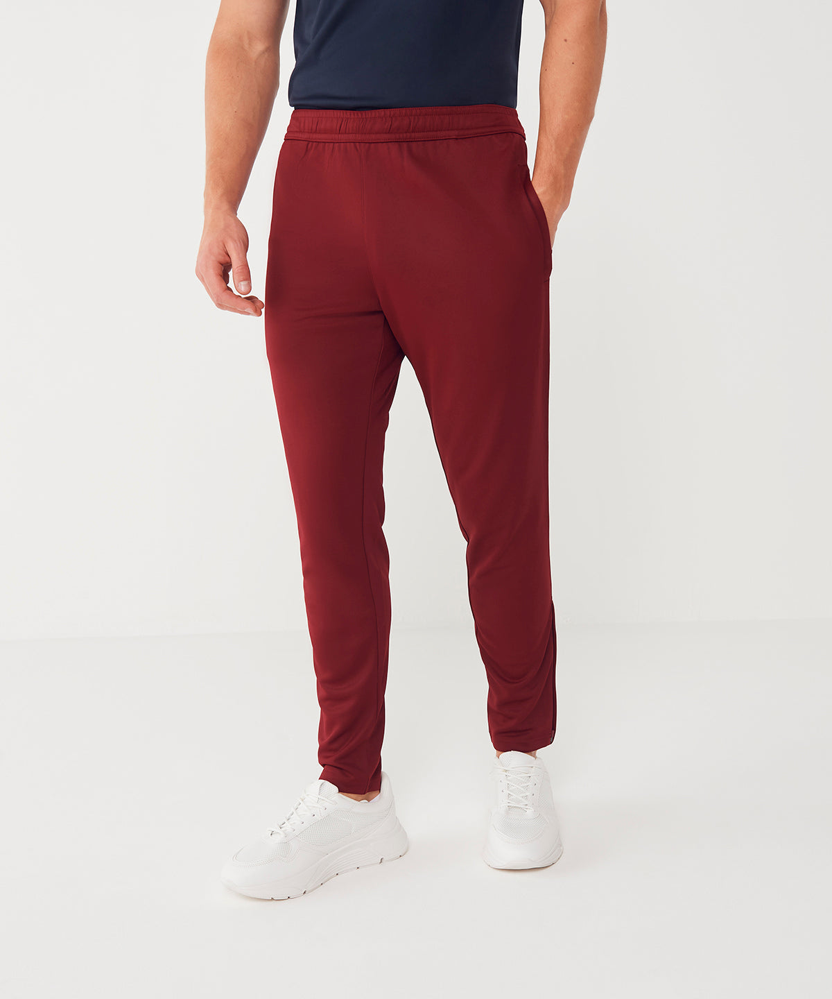 Finden & Hales Knitted tracksuit pants, lifestyle photo