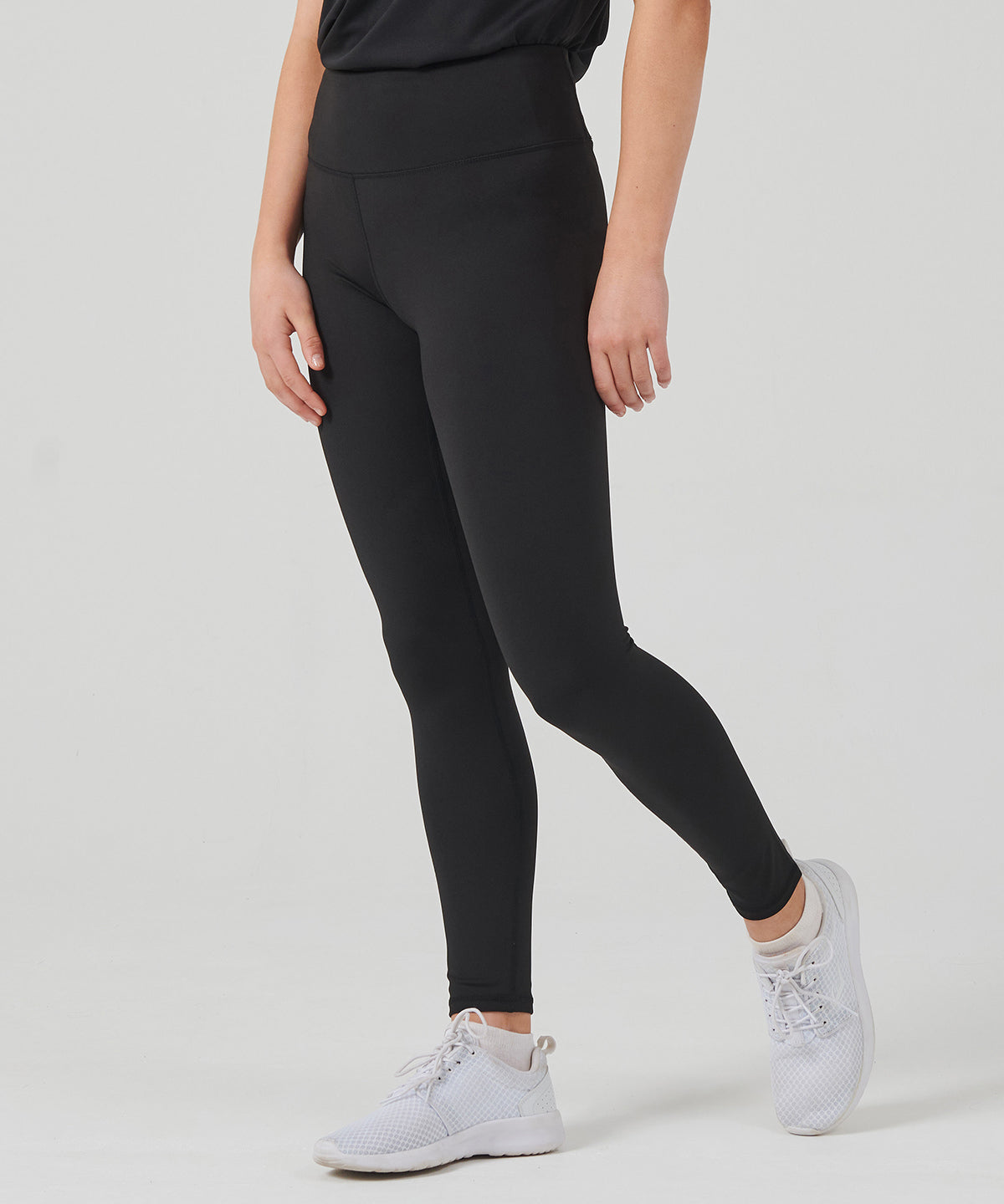 Finden & Hales Kids team leggings, lifestyle photo