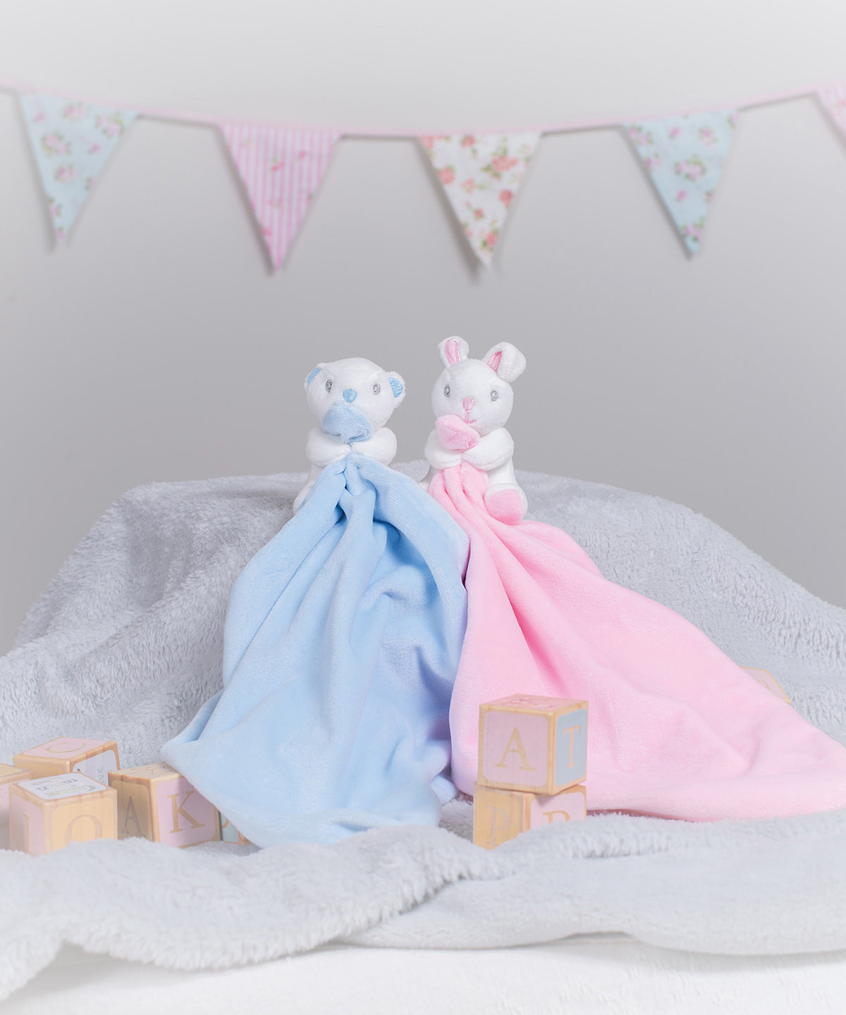 Mumbles Baby animal comforter with rattle, lifestyle photo