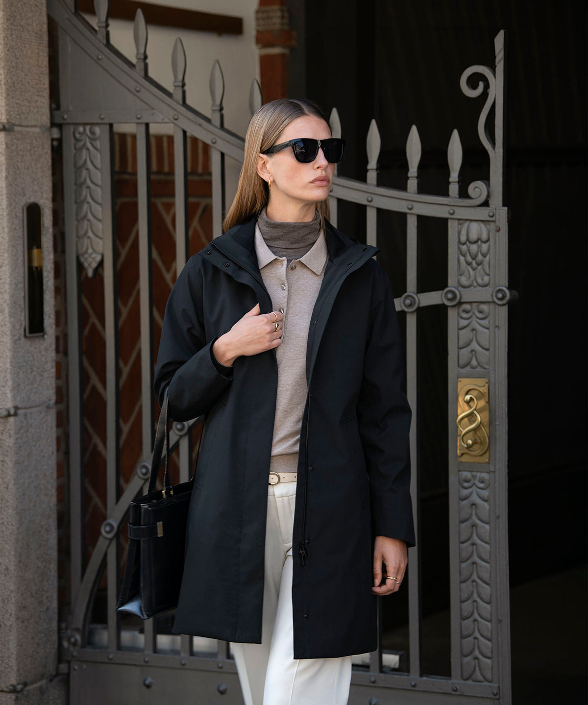 Nimbus Women’s Eldridge – stylish ¾-length car coat, lifestyle photo