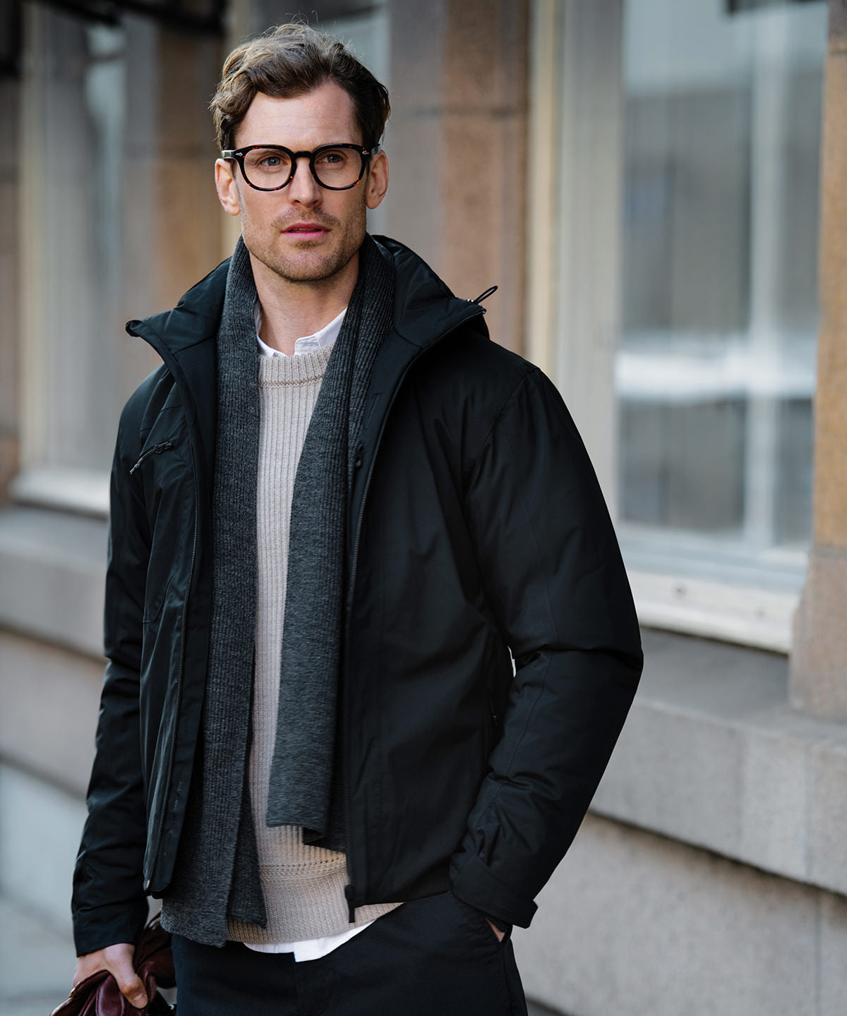 Nimbus Fairview – warm performance jacket in Black, lifestyle photo