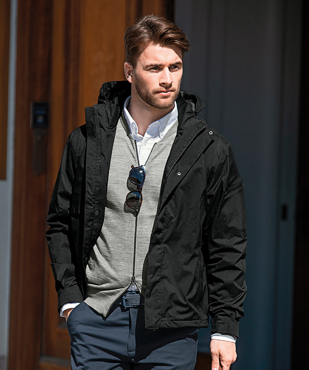 Nimbus Whitestone – performance shell jacket in Black, lifestyle photo