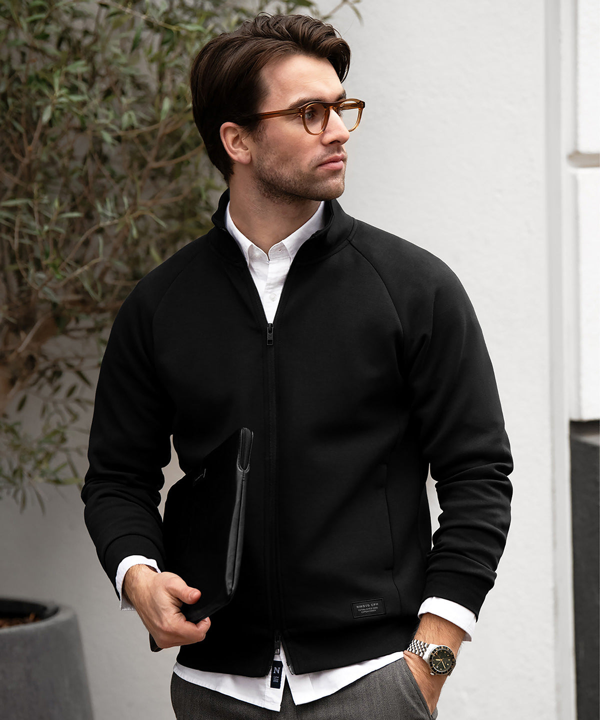Nimbus Eaton – premium double-faced sweatshirt, lifestyle photo