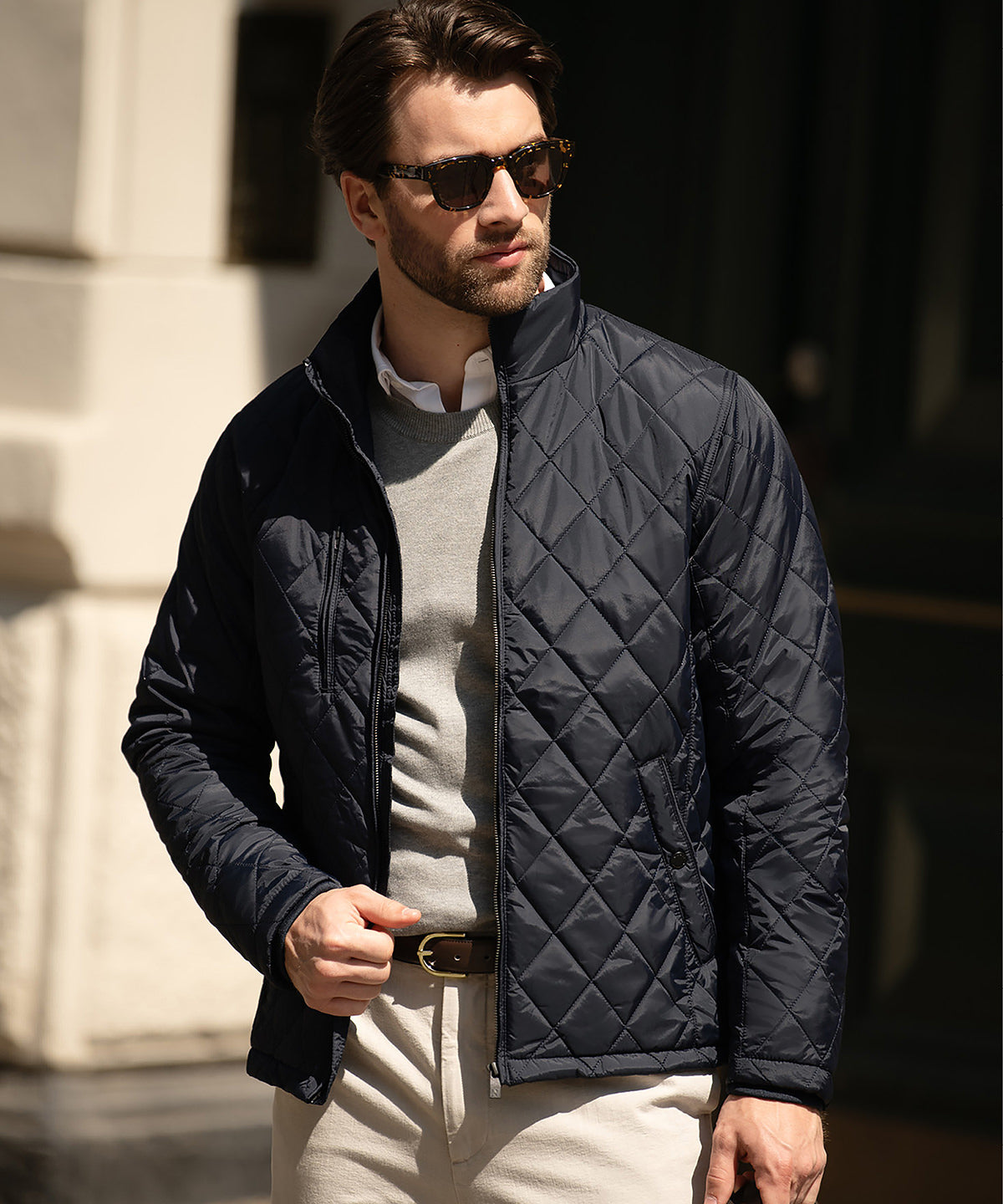 Nimbus Henderson – stylish diamond quilted jacket in Midnight Blue, lifestyle photo