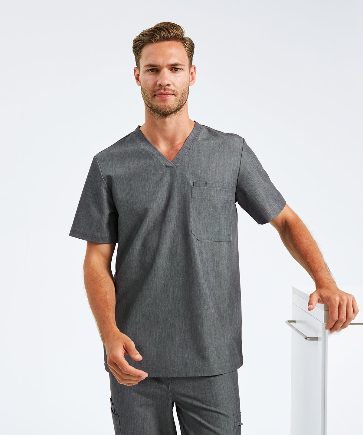 Onna by Premier Limitless Onna-stretch tunic, lifestyle photo