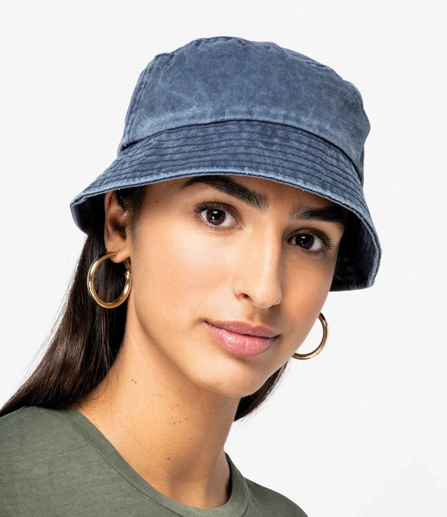 Native Spirit Faded Bucket Hat in Washed Navy