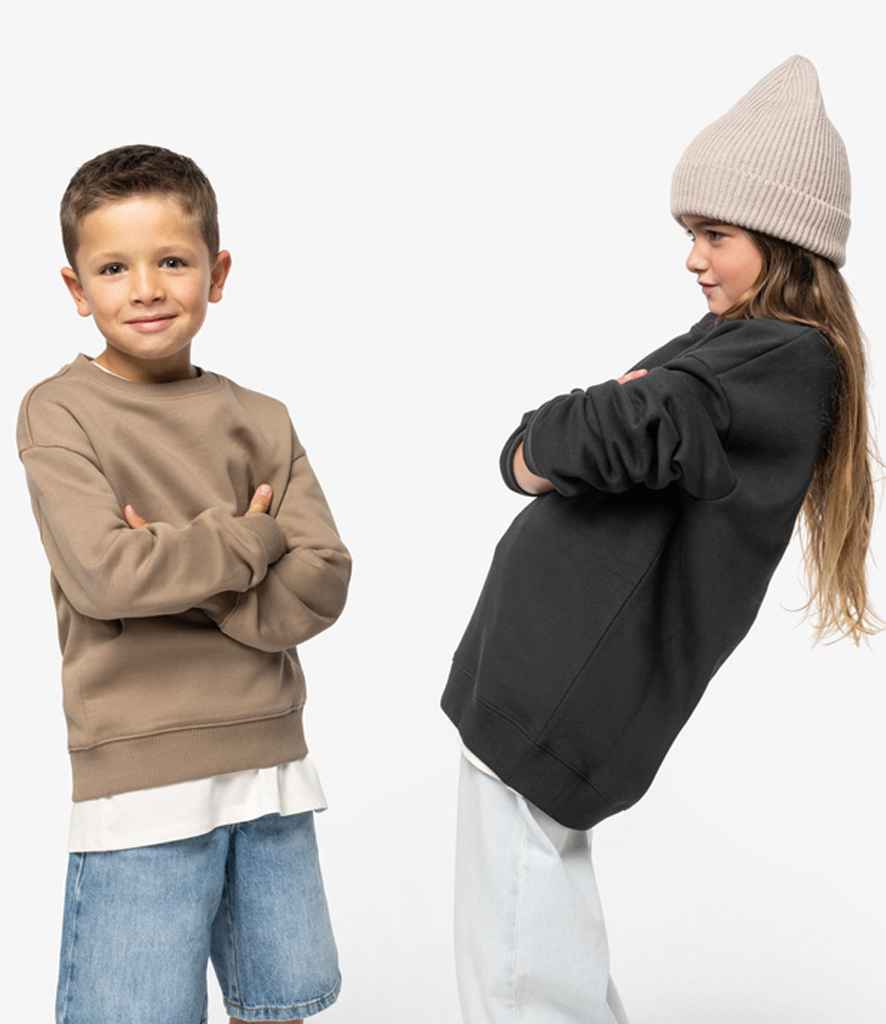 Native Spirit Kids Oversized Round Neck Sweatshirt in Black