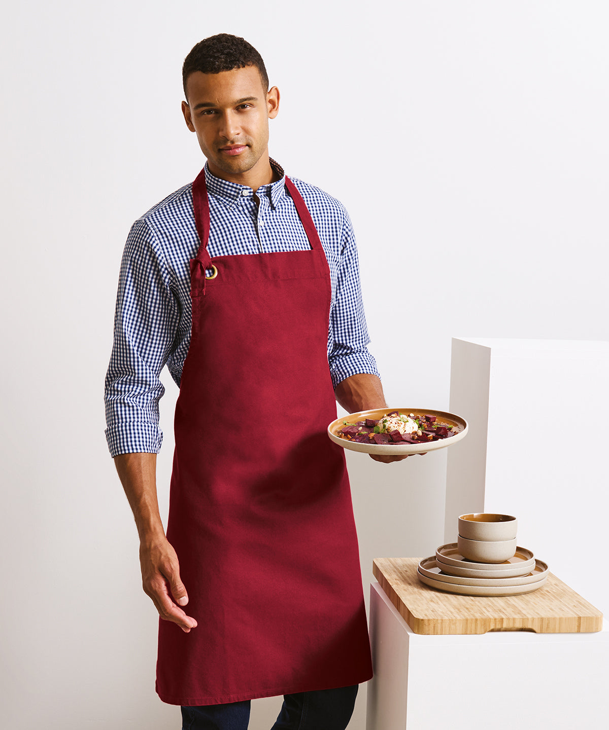 Premier Calibre heavy cotton canvas bib apron, lifestyle photo