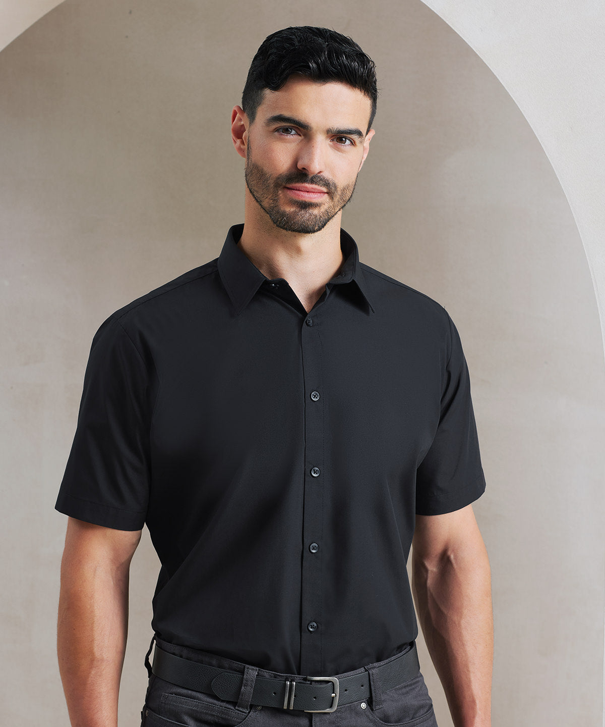 Premier Supreme poplin short sleeve shirt, lifestyle photo