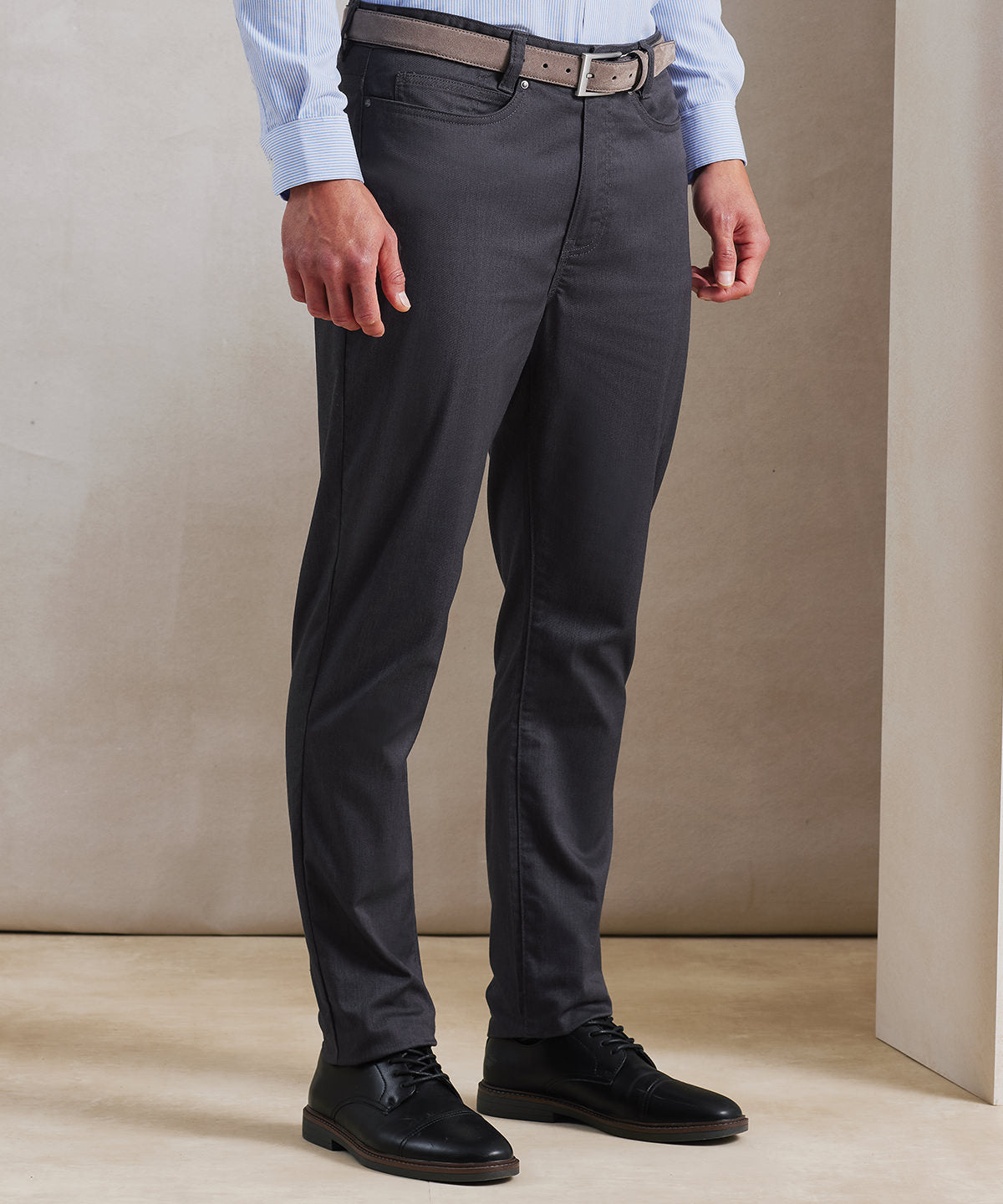 Premier Performance chino jeans, lifestyle photo