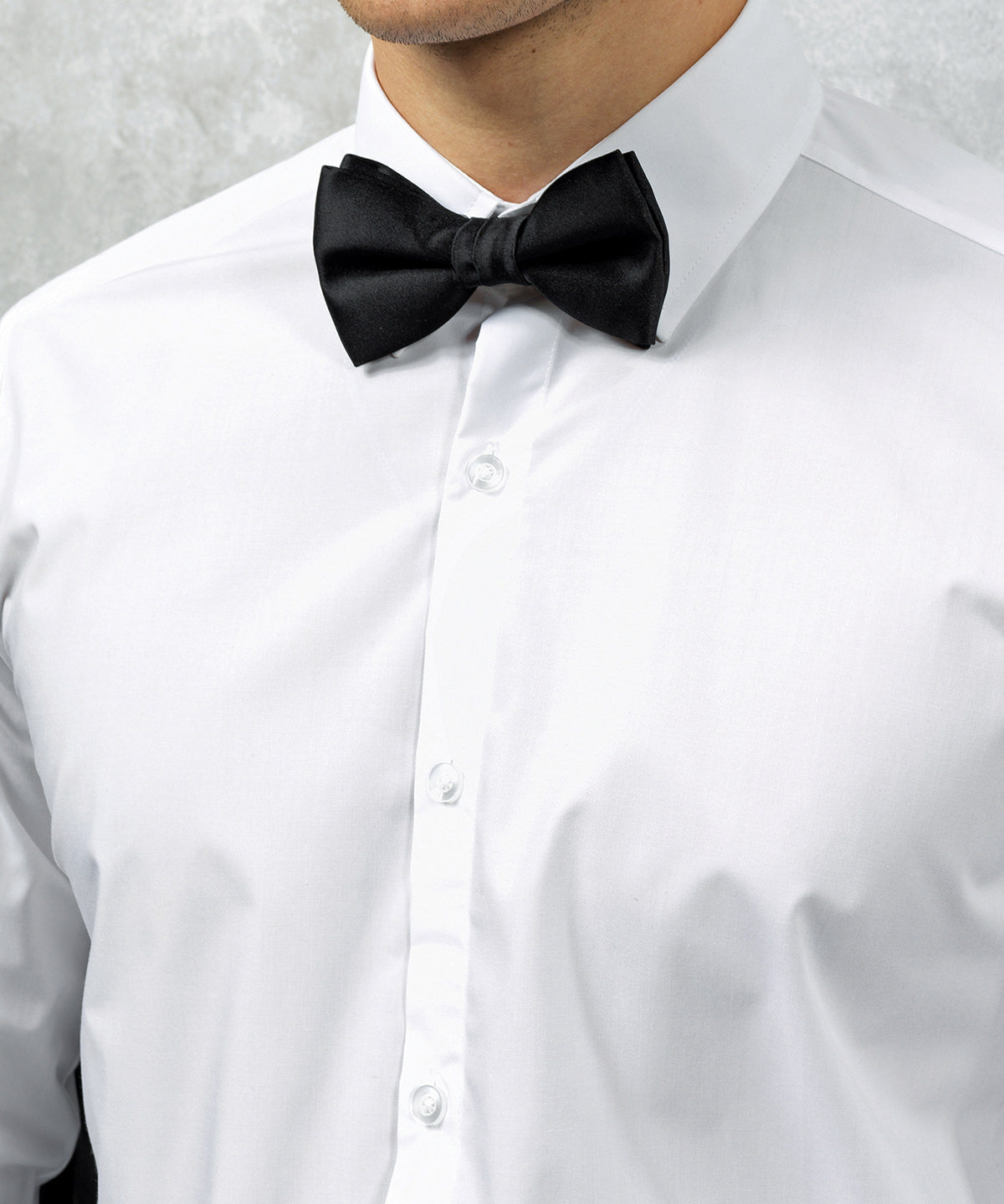 Premier Bow tie in Black, lifestyle photo