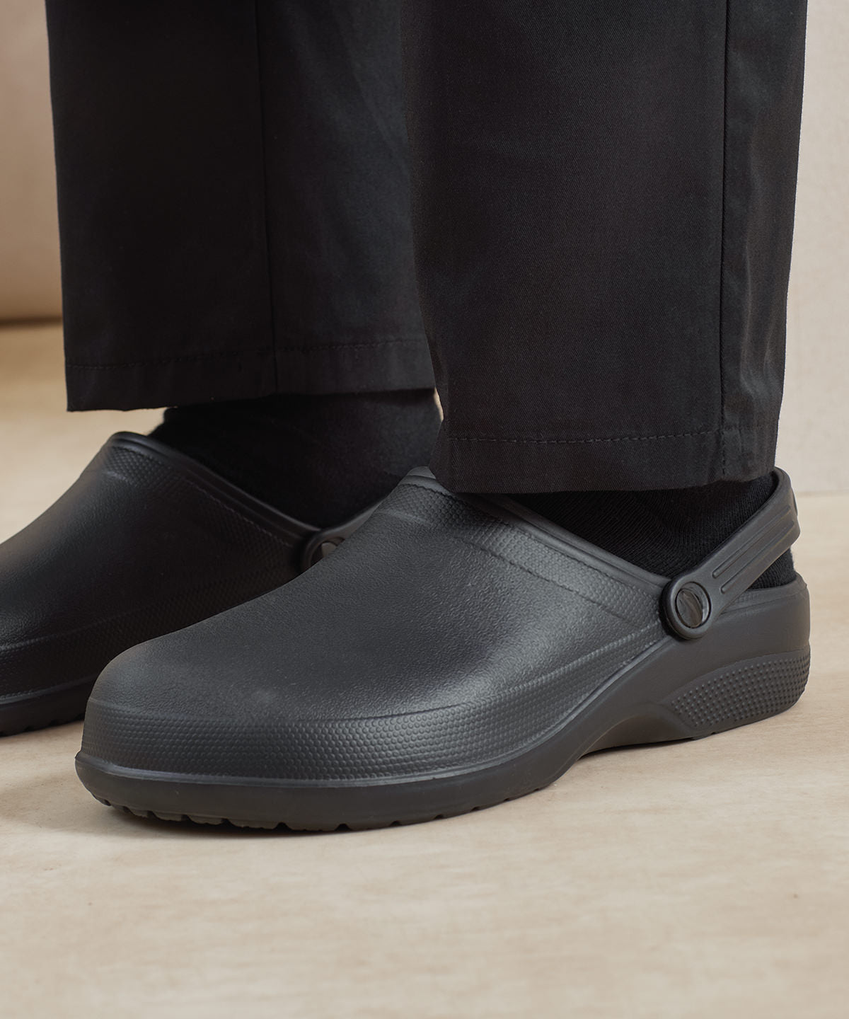 Premier Chef’s non-slip ‘Anchor’ clogs in Black, lifestyle photo