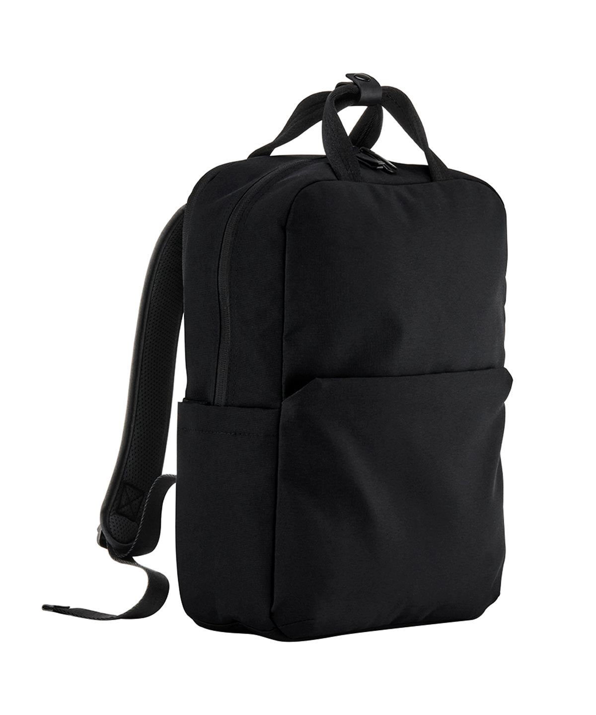 Quadra Stockholm laptop backpack in Black, front view