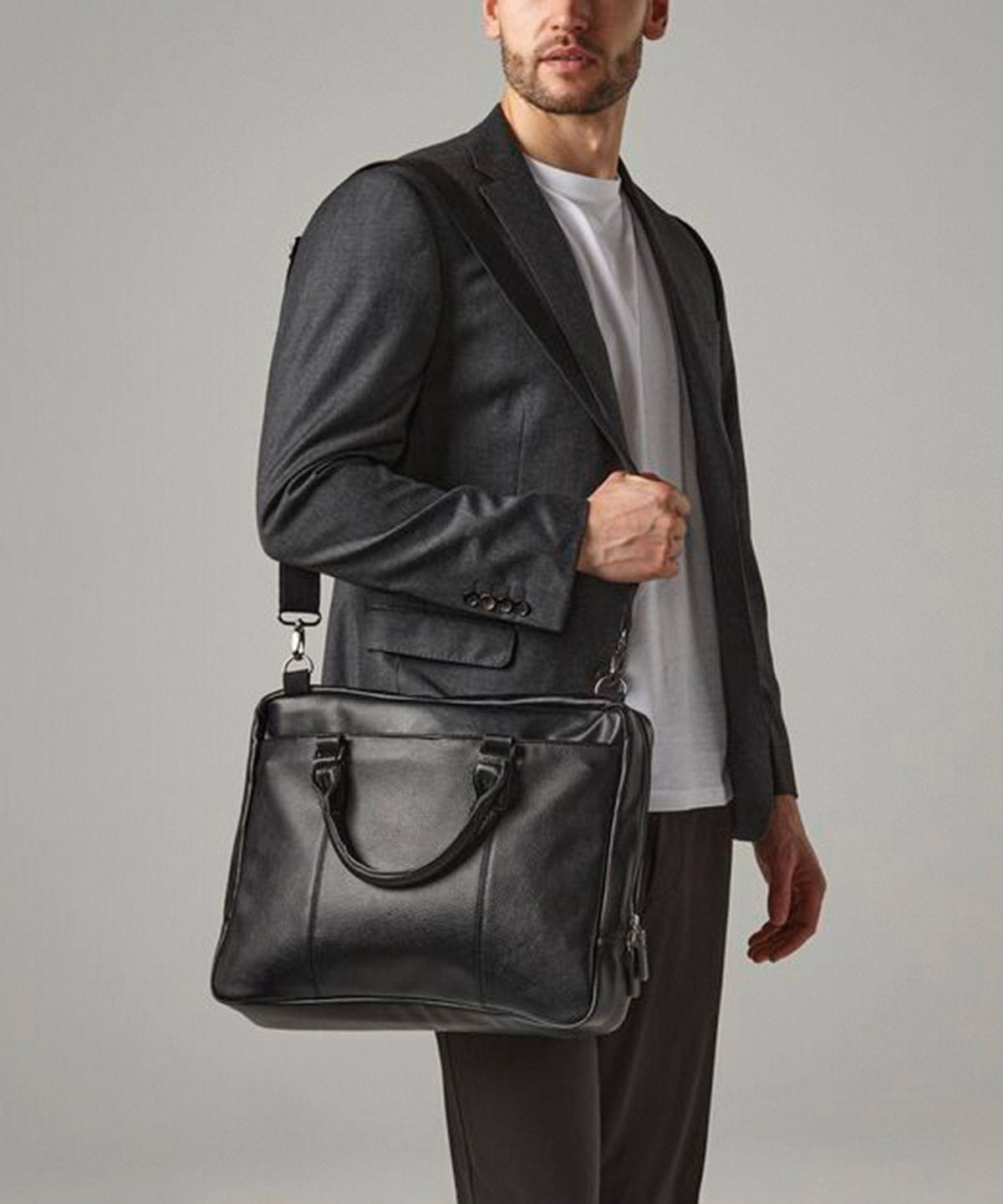 Quadra NuHide slimline laptop brief in Black, lifestyle photo