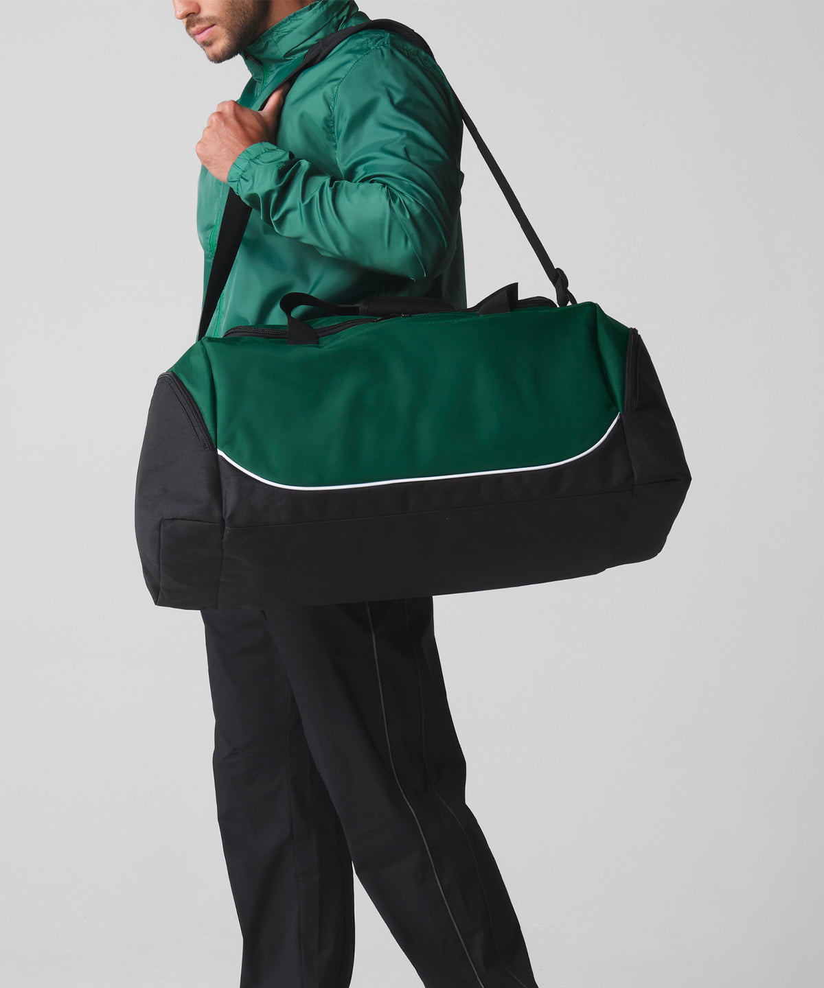 Quadra Teamwear medium holdall, lifestyle photo