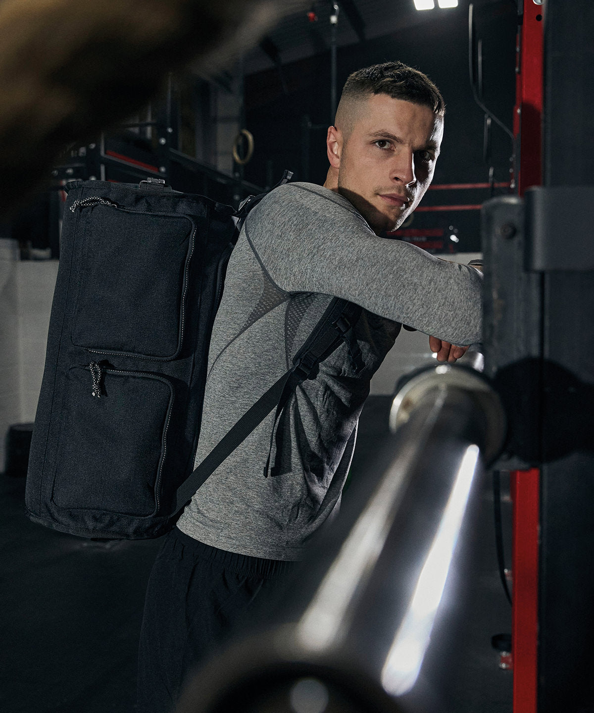 Quadra Adapt hybrid kit bag, lifestyle photo