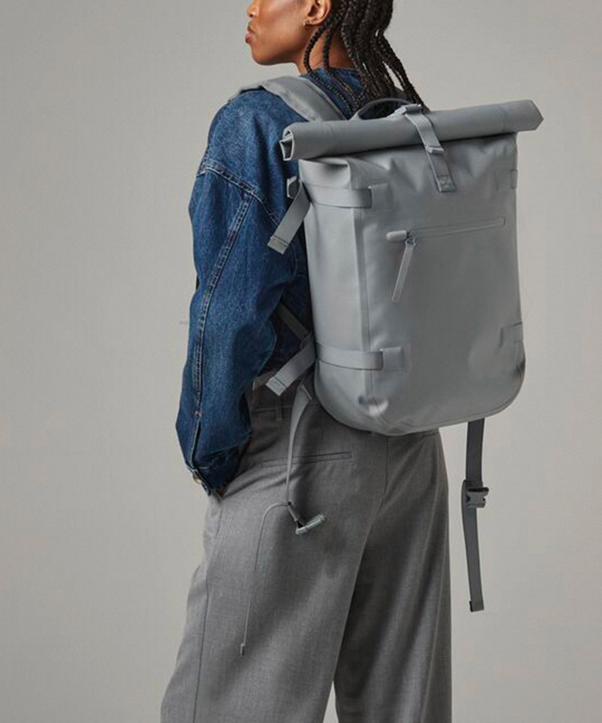 Quadra Waterproof roll-top, lifestyle photo