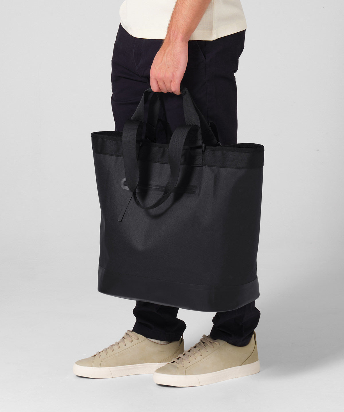 Quadra Waterproof 35 litre tote bag, lifestyle photo