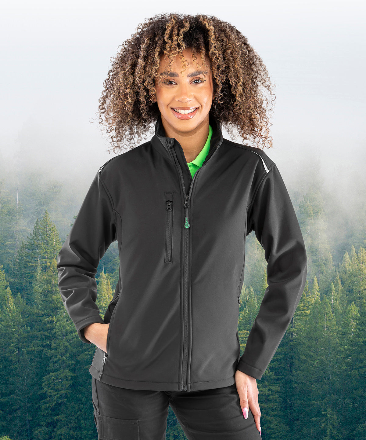 Result Recycled Women's recycled 3-layer printable softshell jacket, lifestyle photo