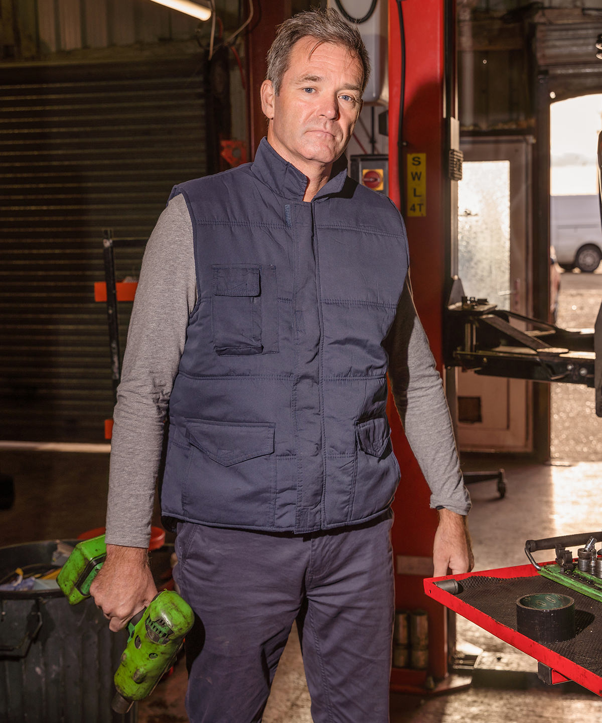 Result Promo bodywarmer, lifestyle photo