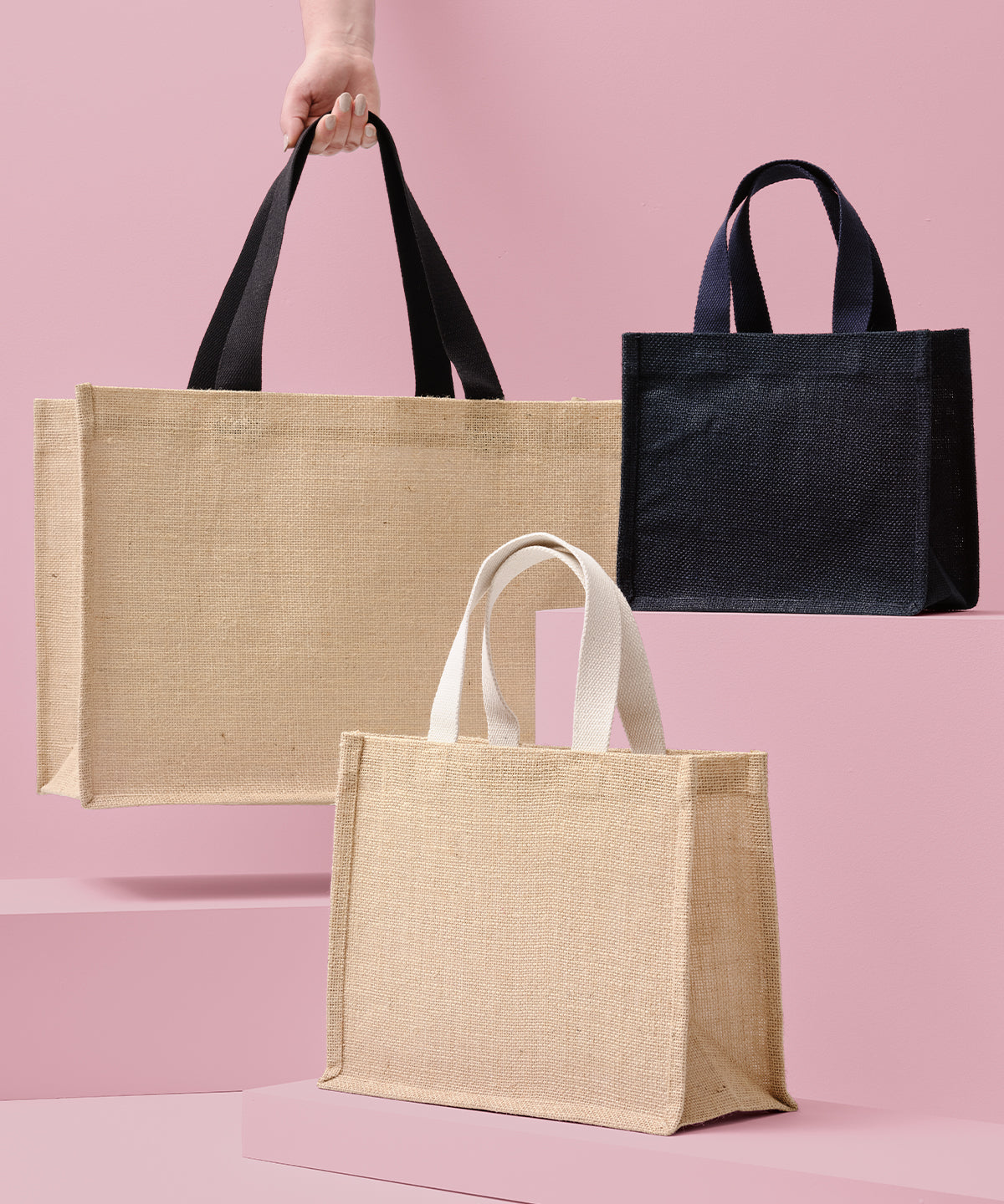 Nutshell Jute shopper, lifestyle photo
