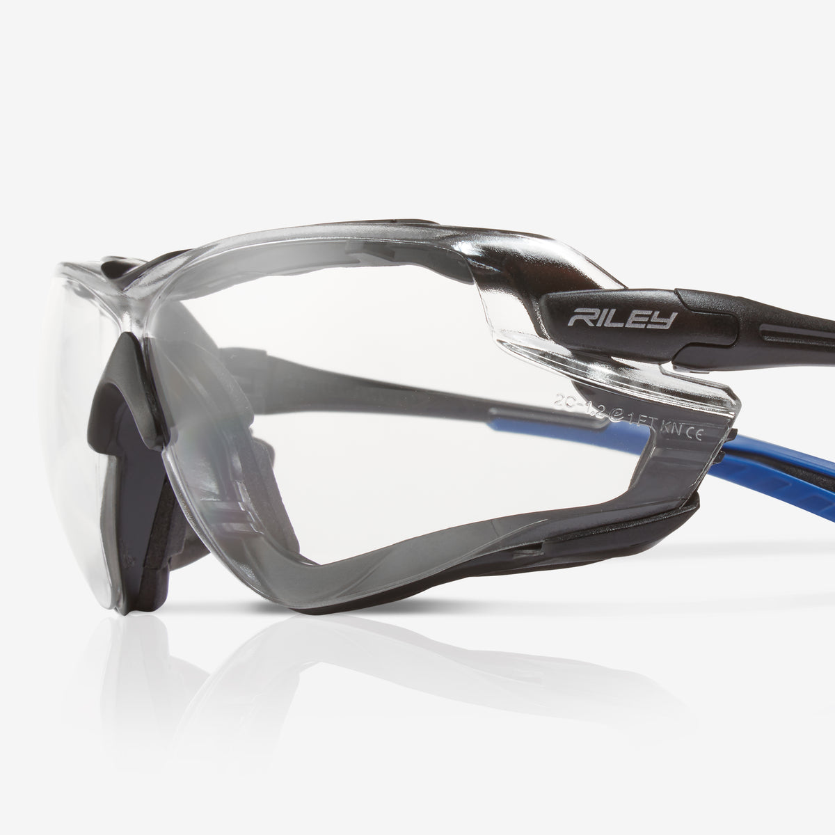 Riley Quadro Clear