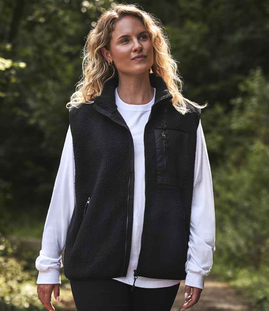 Ravine Unisex Borg Fleece Gilet in Black