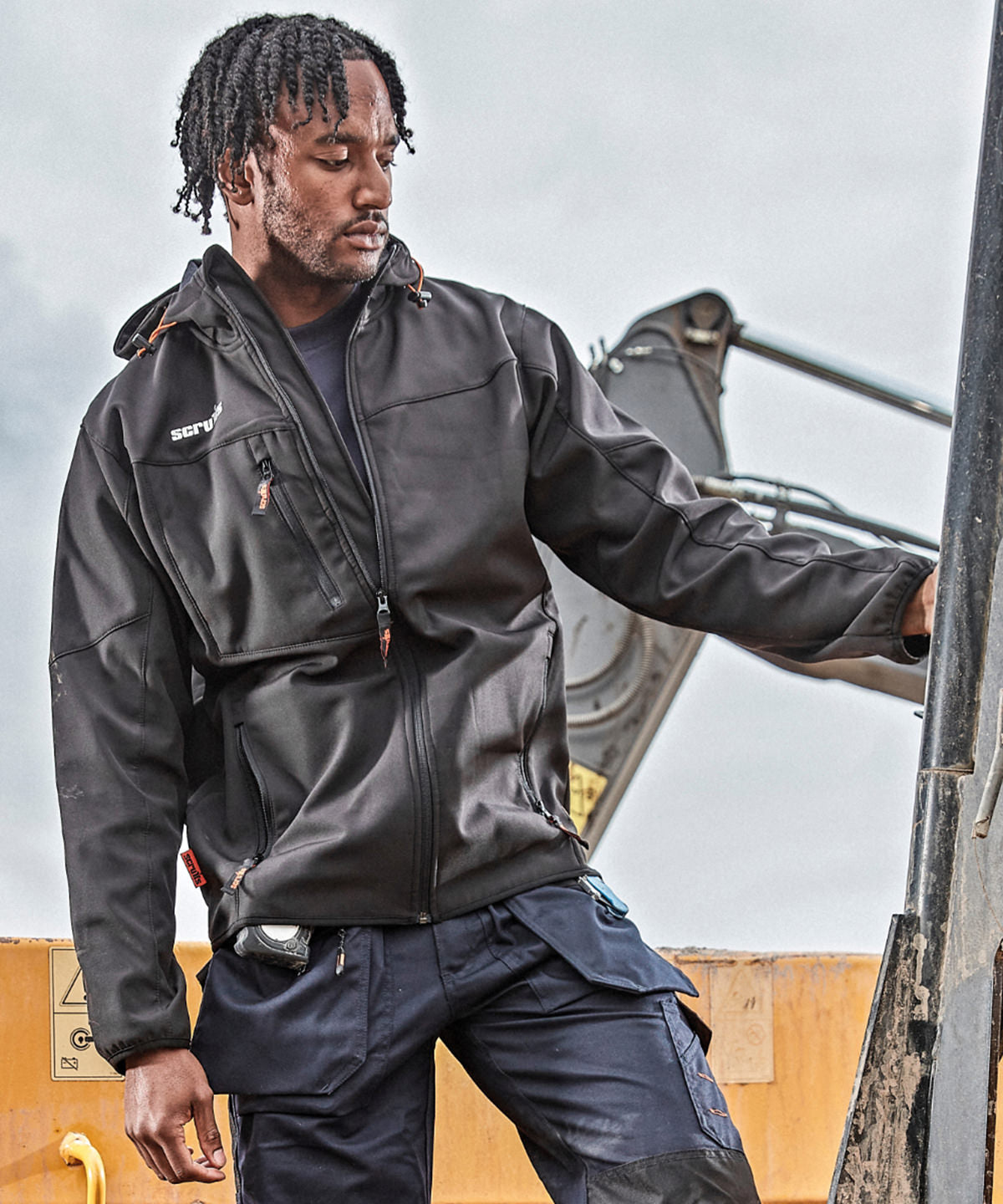Scruffs Worker softshell jacket, lifestyle photo