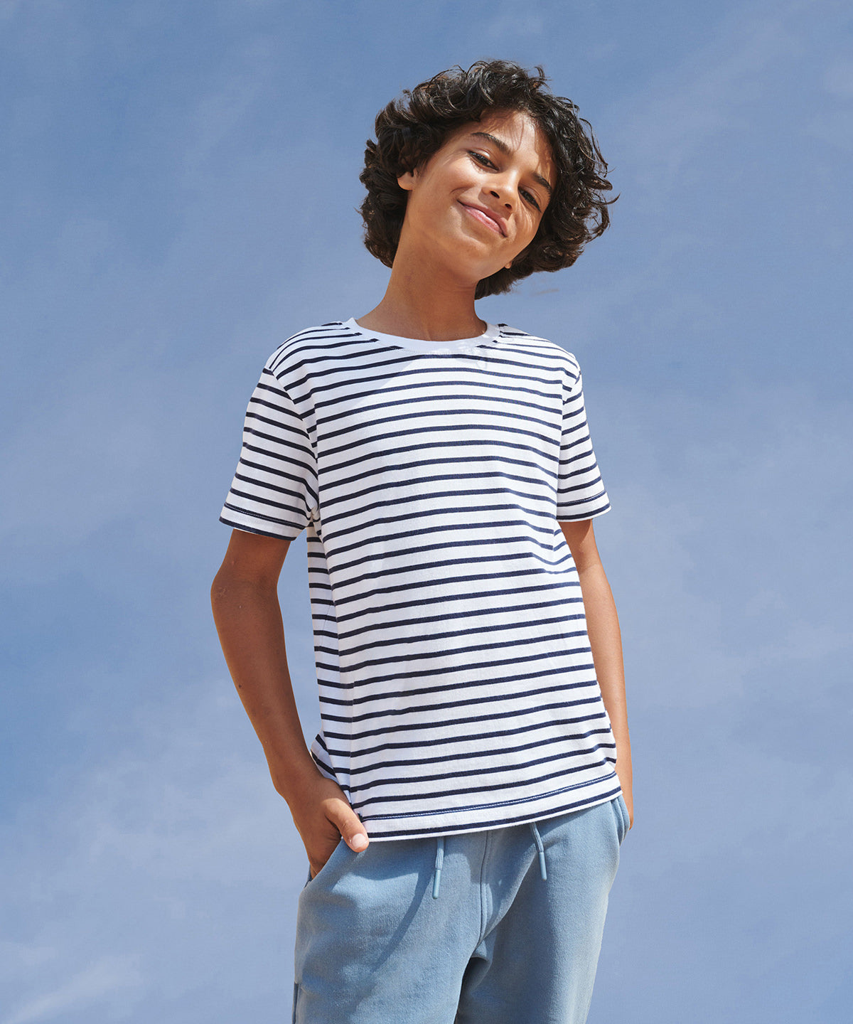 SF Kids striped T in White/Oxford Navy, lifestyle photo