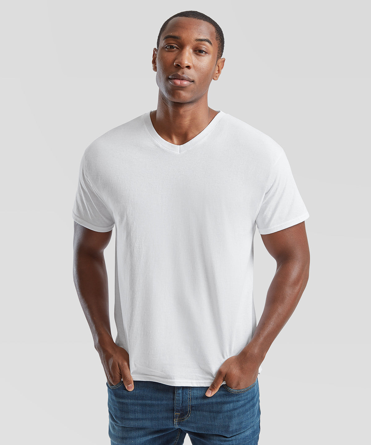 Fruit of the Loom Original v-neck T, lifestyle photo