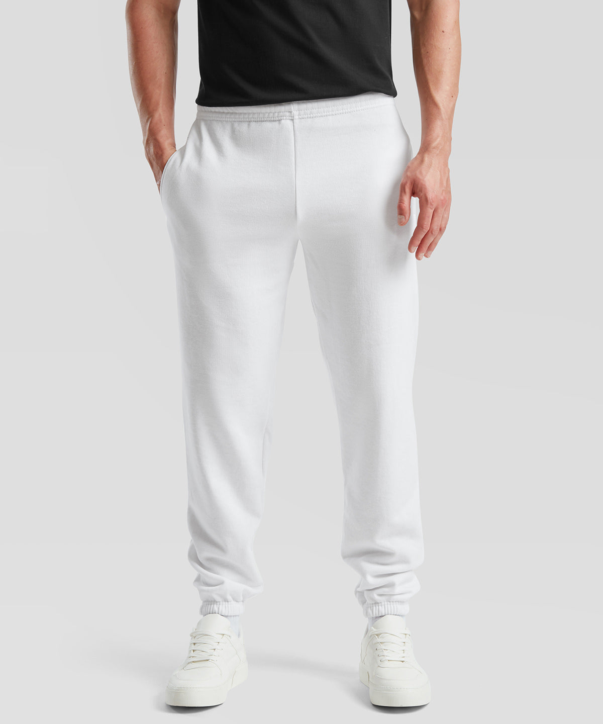 Fruit of the Loom Classic 80/20 elasticated sweatpants, lifestyle photo