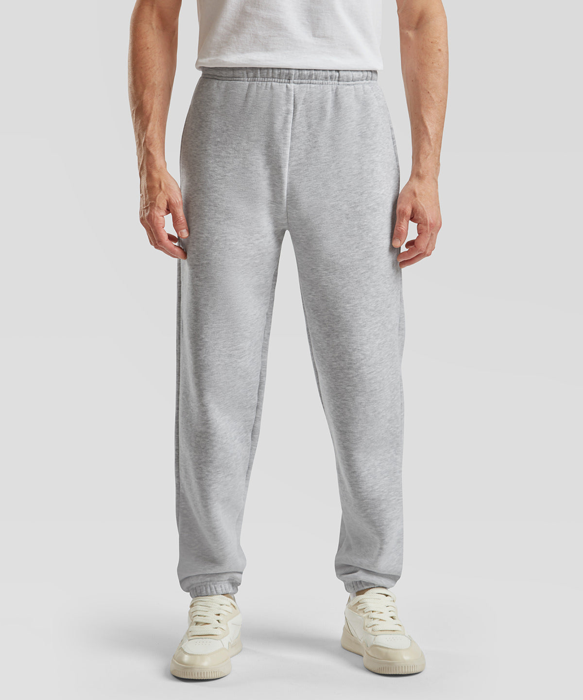 Fruit of the Loom Premium 70/30 elasticated sweatpants, lifestyle photo