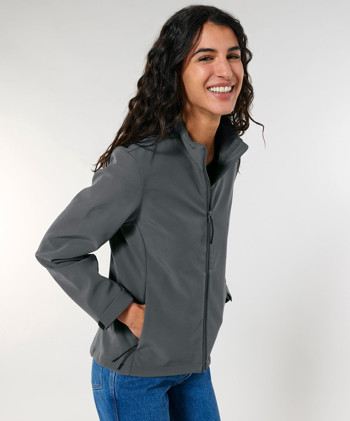 Stanley/Stella Women’s Stella Navigator softshell, lifestyle photo