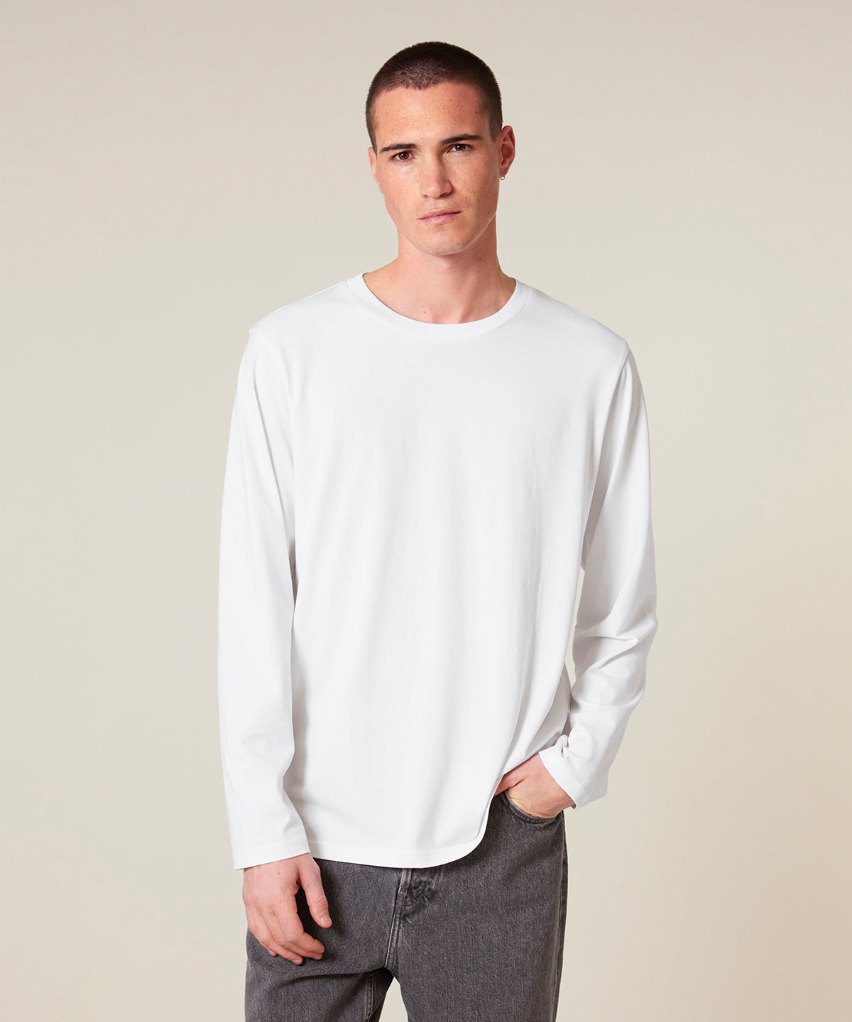 Stanley/Stella Creator 2.0 long sleeve, lifestyle photo