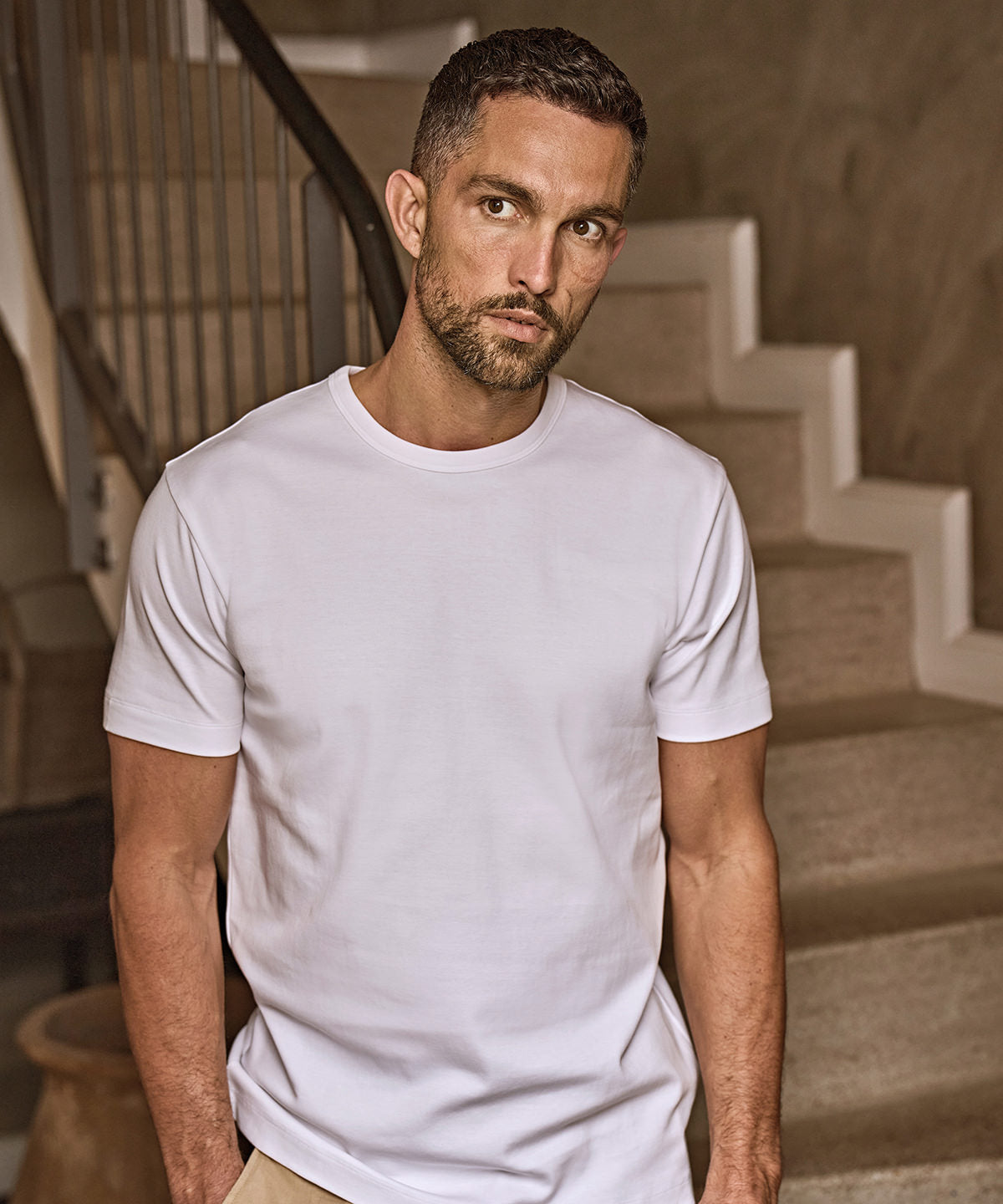 Tee Jays Interlock tee, lifestyle photo