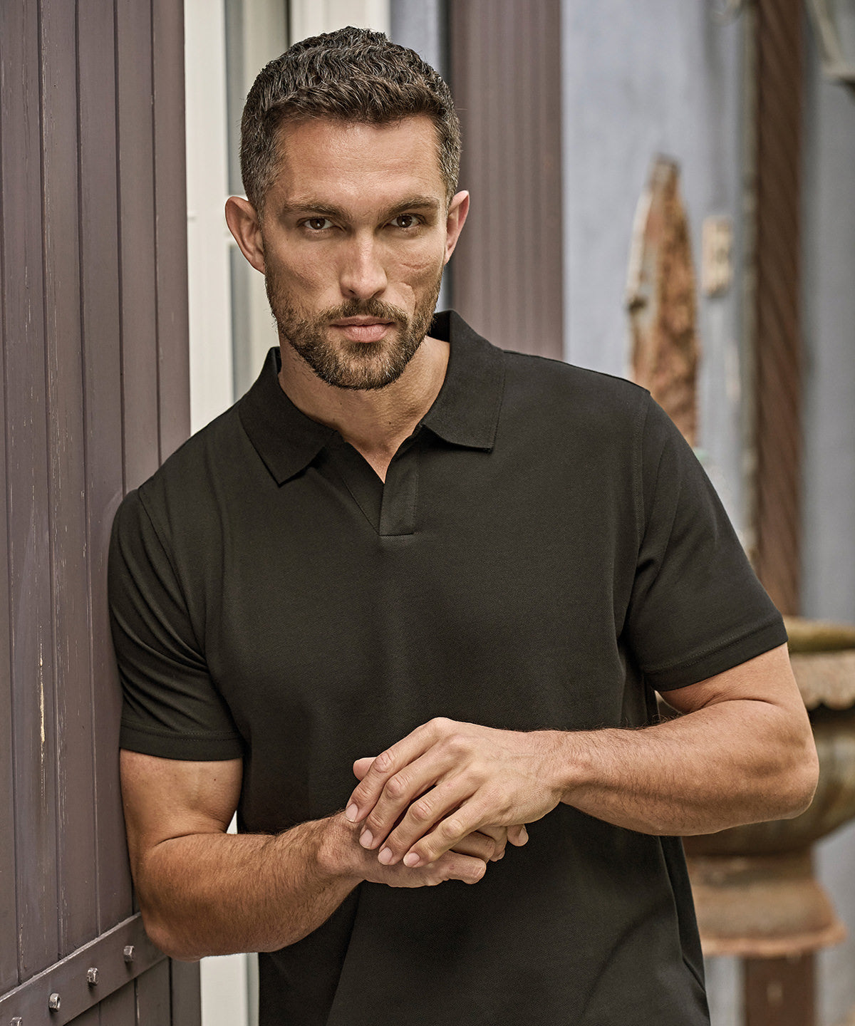 Tee Jays Luxury stretch v-neck polo, lifestyle photo