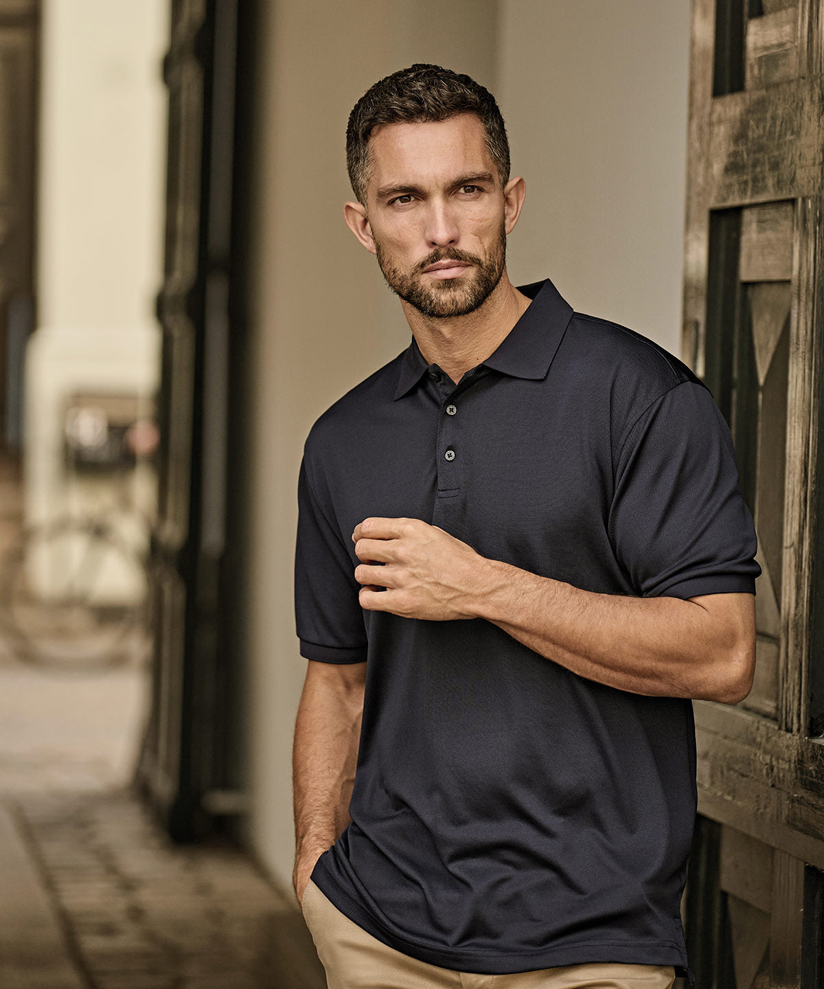 Tee Jays Club polo, lifestyle photo
