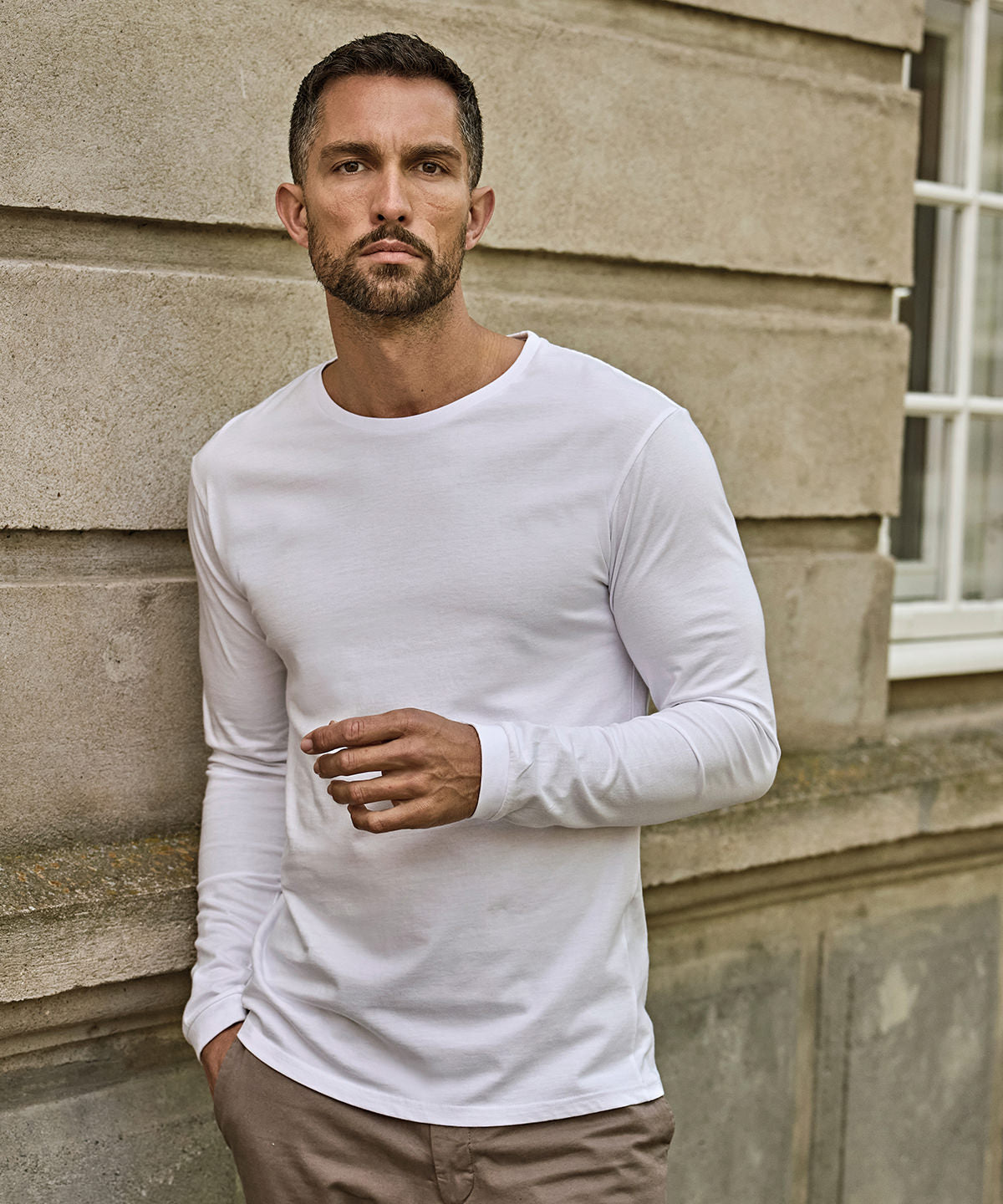 Tee Jays Long sleeve fashion Sof tee, lifestyle photo