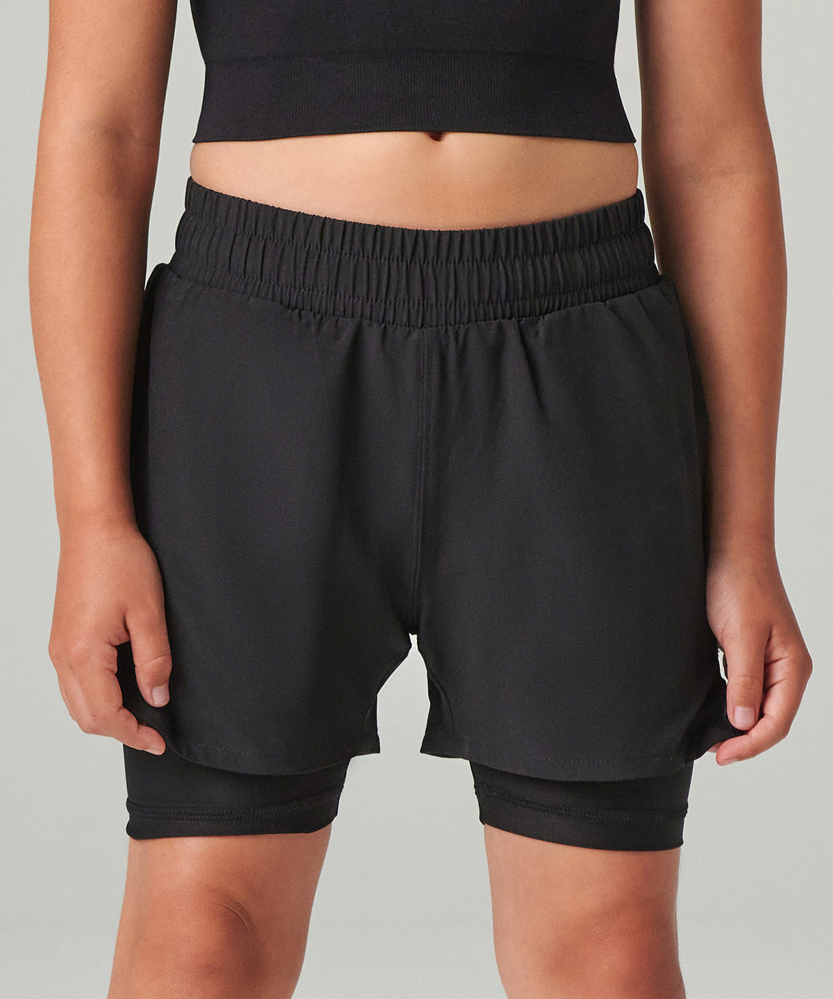 Tombo Kids double-layer sports shorts, lifestyle photo