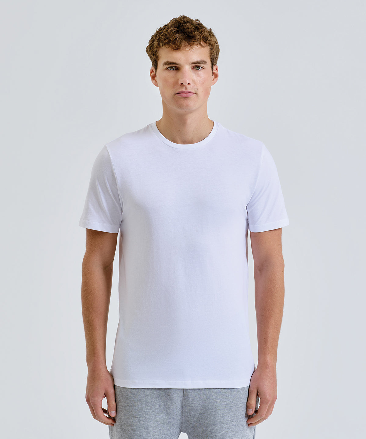 TriDri Men's organic t-shirt, lifestyle photo