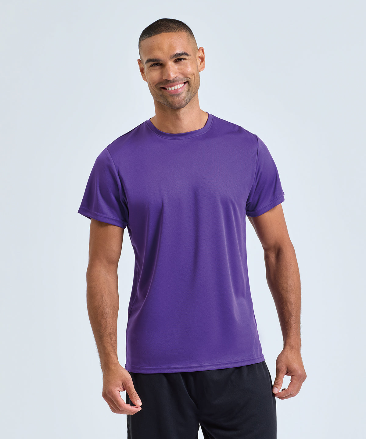 TriDri Ion-charge recycled textured tee, lifestyle photo