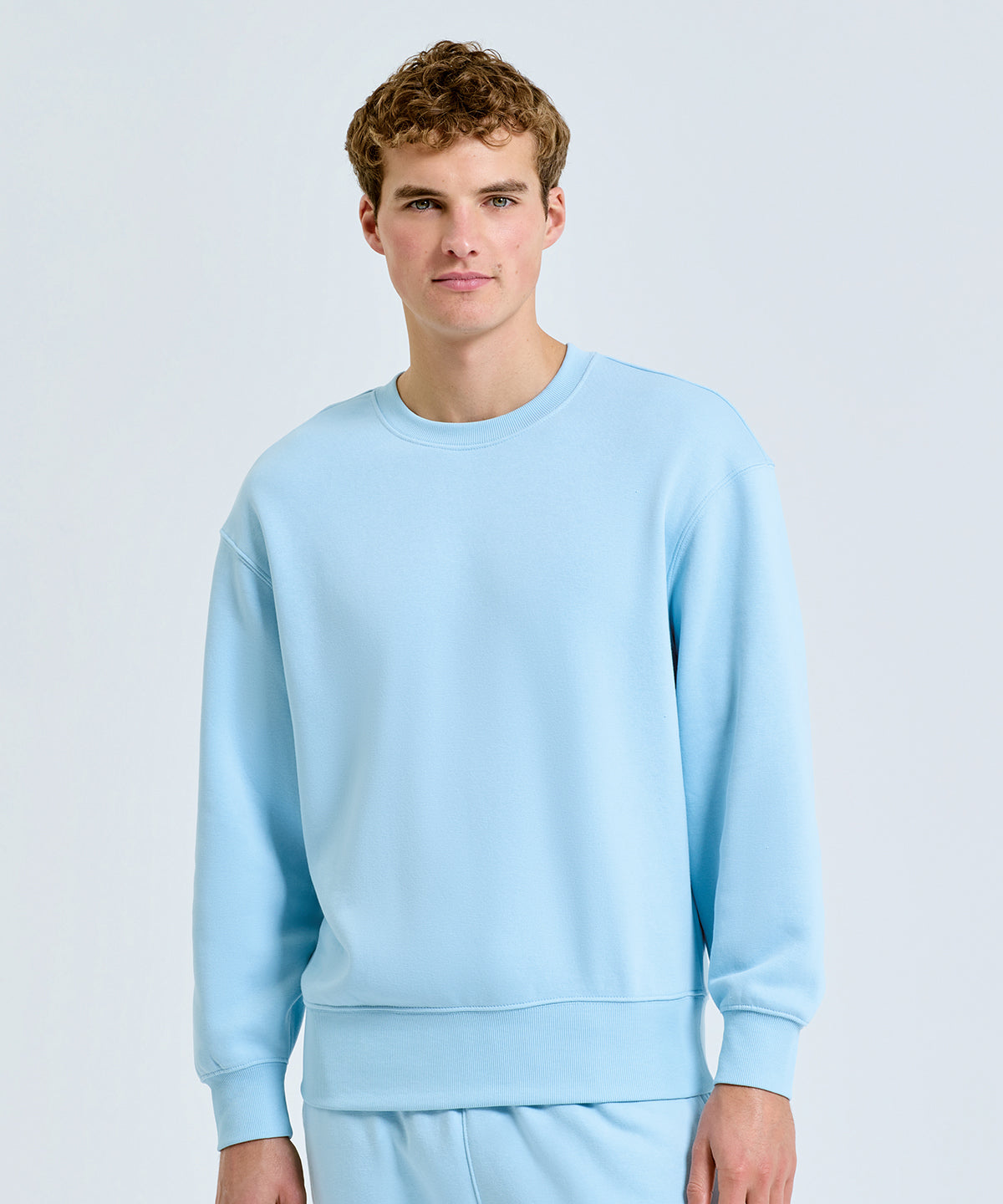 TriDri Recycled sweatshirt, lifestyle photo