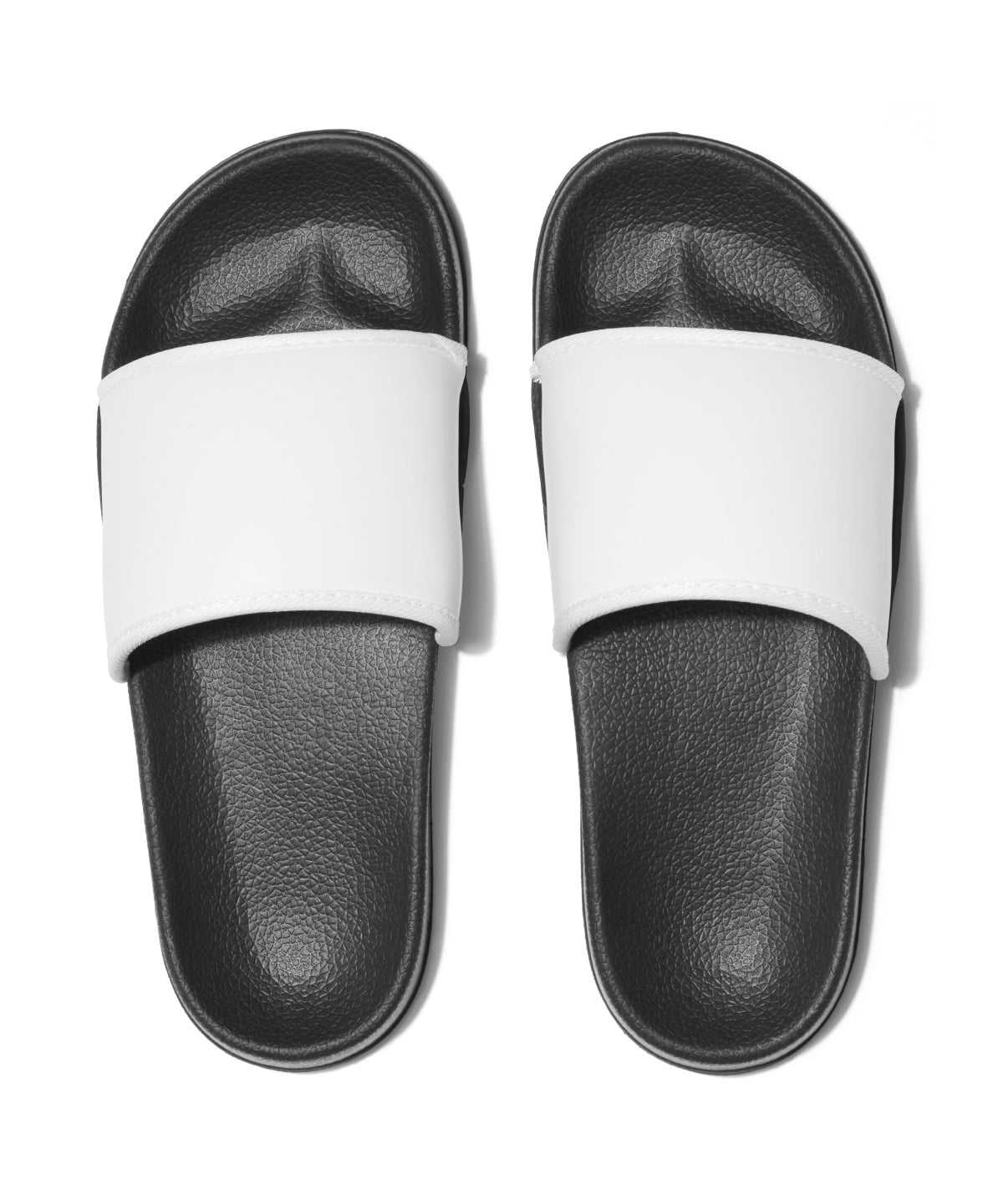 TriDri Print-ready slider in Black/White, front view