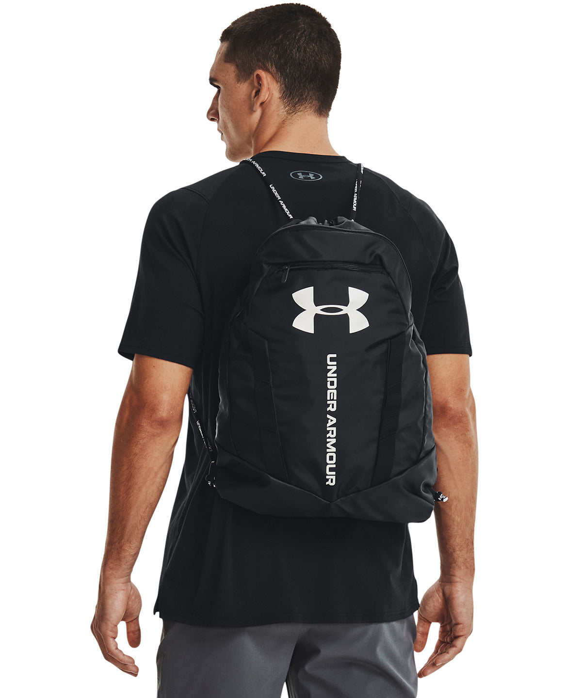 Under Armour UA Undeniable sackpack in Pitch Grey, lifestyle photo