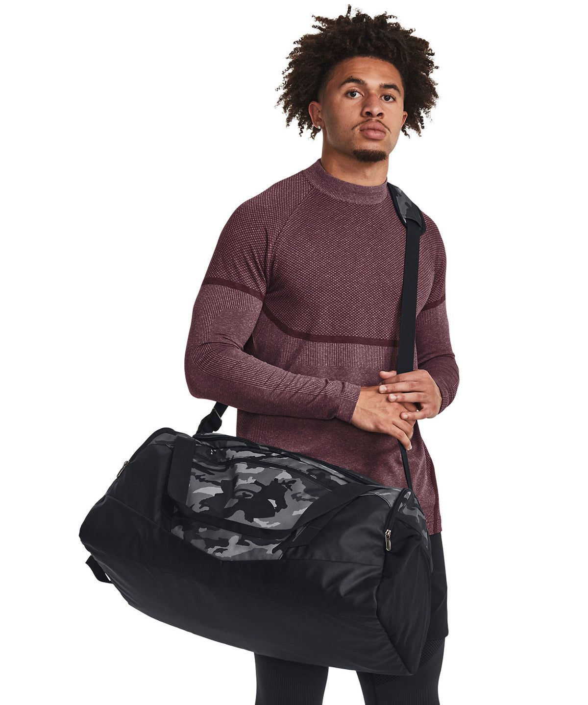 Under Armour UA Undeniable 5.0 MD duffle bag, lifestyle photo
