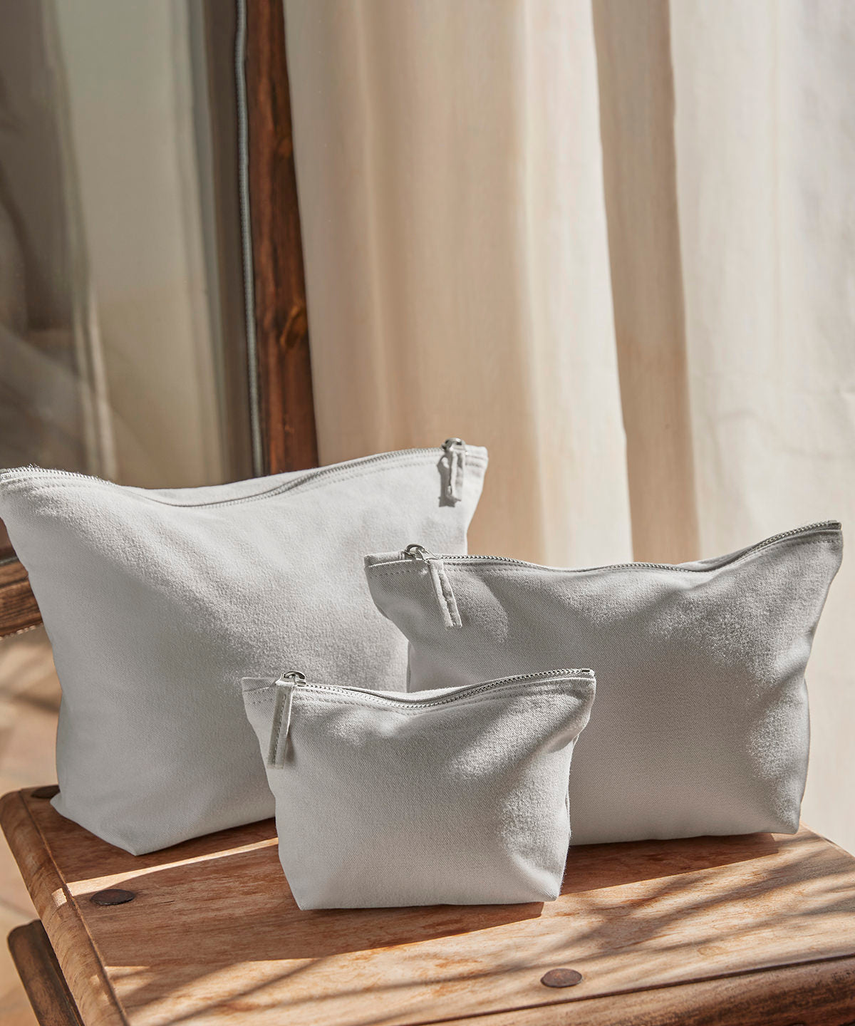 Westford Mill Canvas accessory bag, lifestyle photo