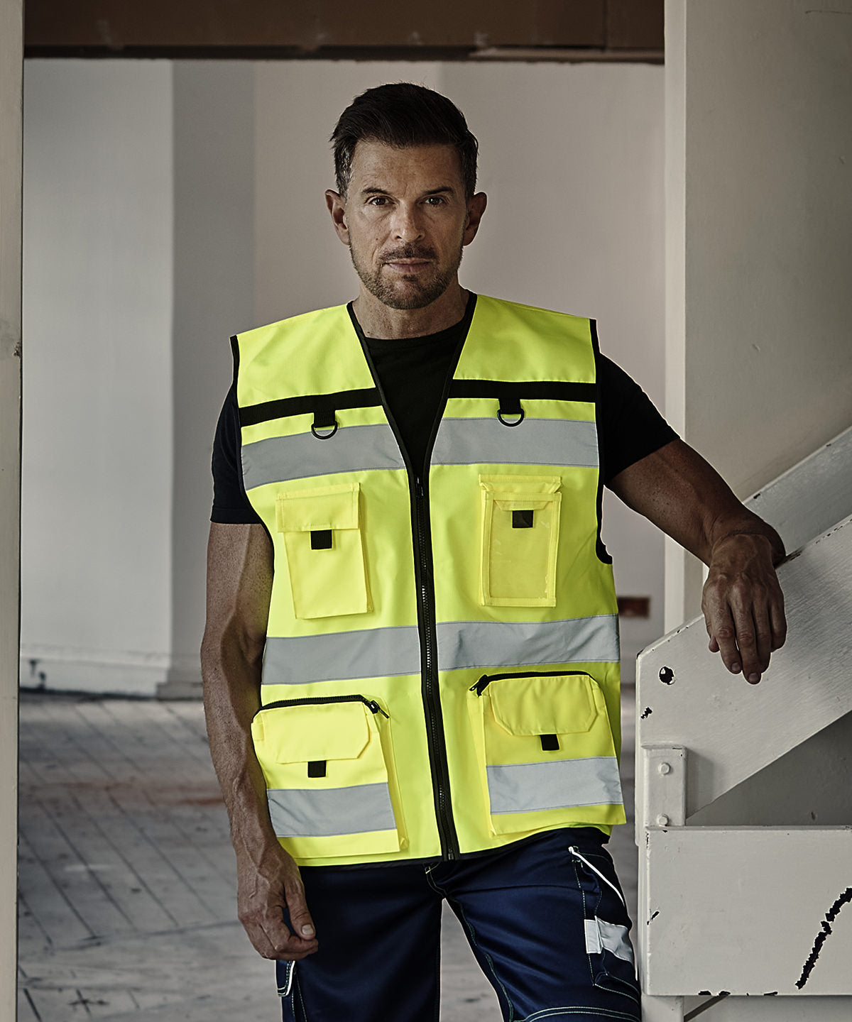 Yoko Hi-vis ripstop tool vest, lifestyle photo