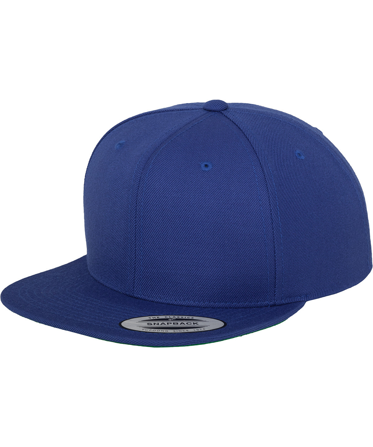 Flexfit by Yupoong The classic snapback in Royal, front view