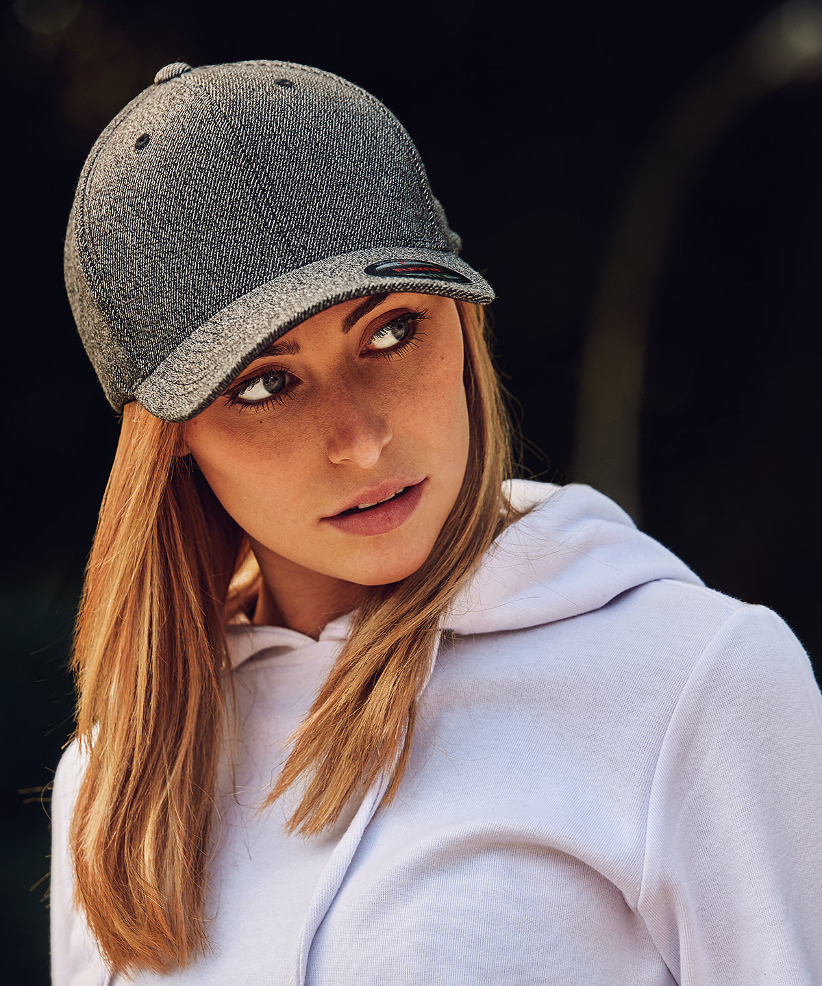 Flexfit by Yupoong Flexfit melange cap in Dark Heather Grey, lifestyle photo