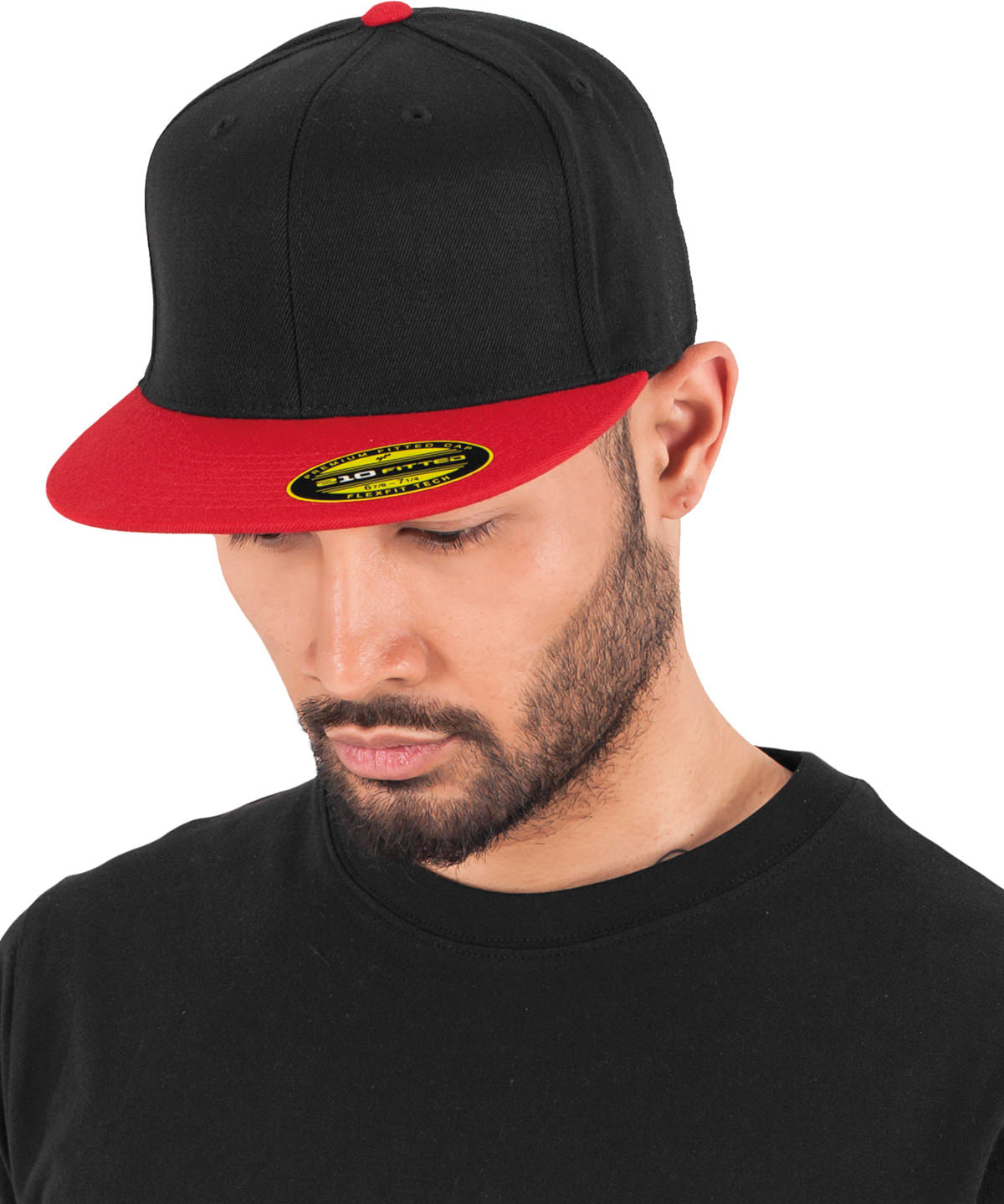 Flexfit by Yupoong Premium 210 fitted 2-tone, lifestyle photo